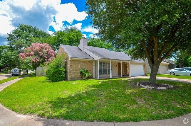 Building Photo - 9634 Secretariat Dr Rental