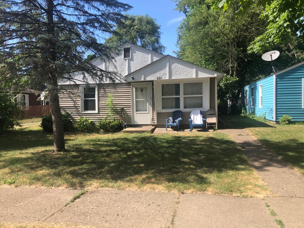 Photo - 821 Roosevelt St