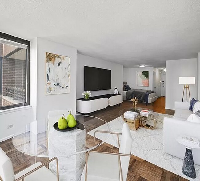 Photo - 330 E 38th St Unit 21H