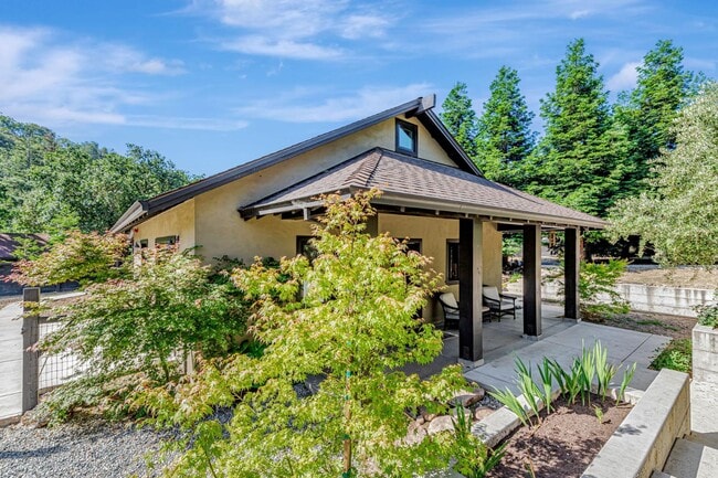 Building Photo - 7965 Whitehurst Rd Rental