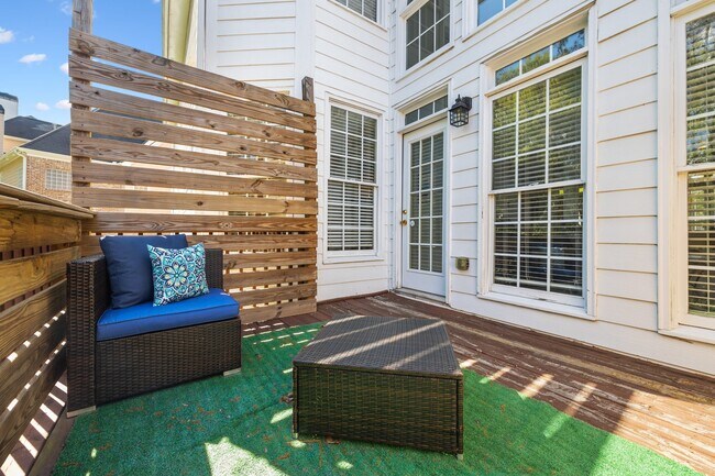 2269 Sage Pl