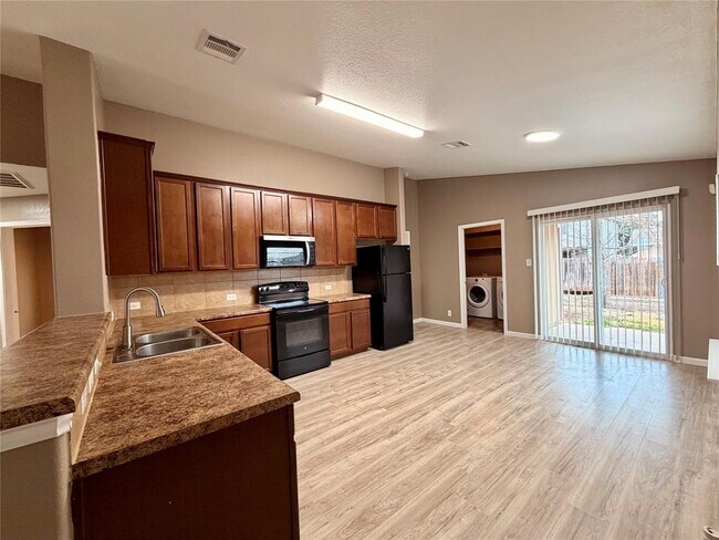 Photo - 12504 Paloma Blanca Way