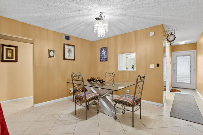 Photo - 2505 Antigua Terrace Unit M1