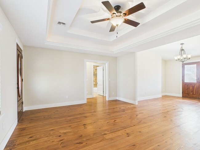 Photo - Adorable Bunglow