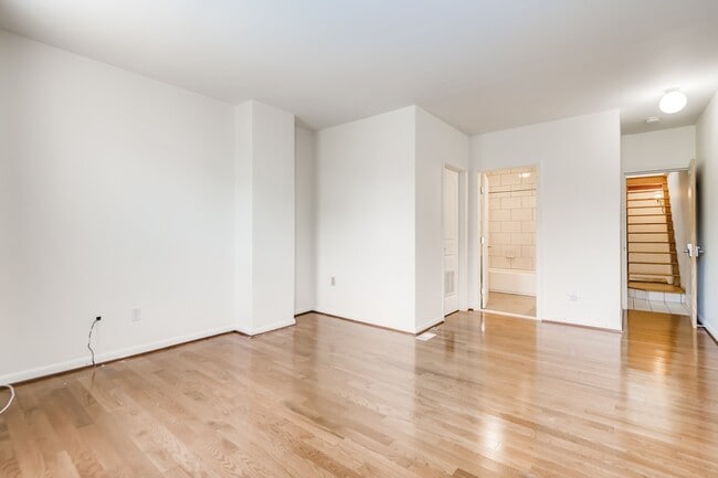 Photo - 1127 S Hanover St