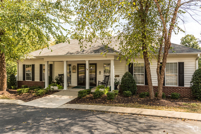 Street View - East Forest Park Apartments