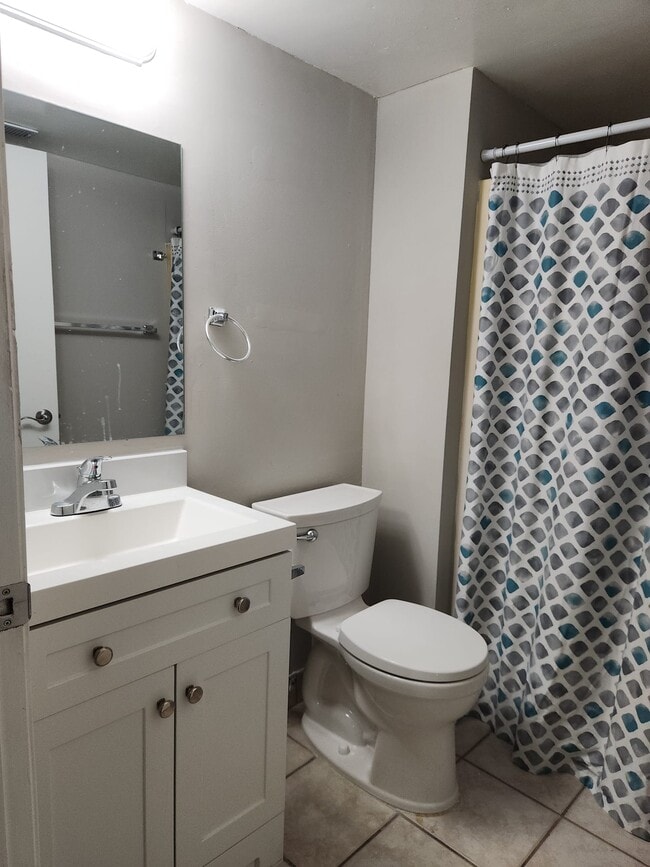 Photo - 3776 N University Dr