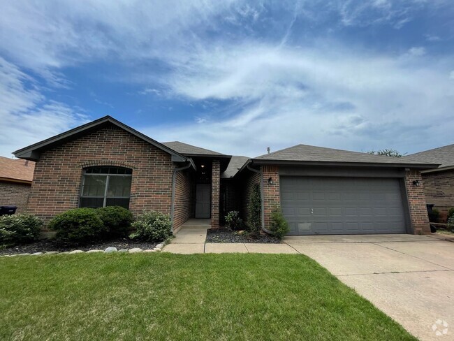 Building Photo - Northwest OKC 3 bed home