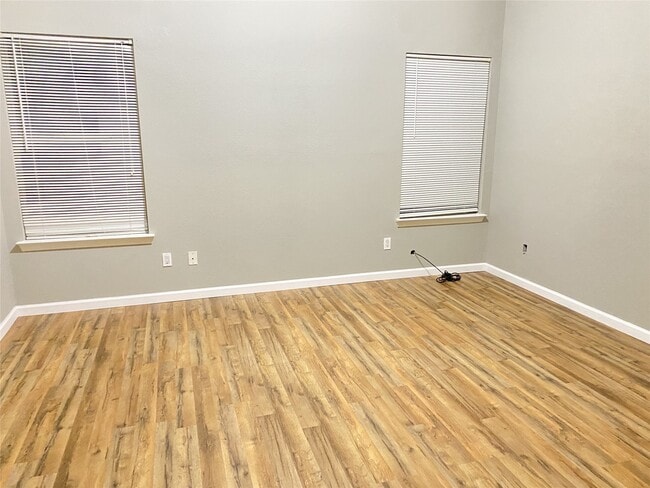 Photo - 7306 Dartmouth Dr