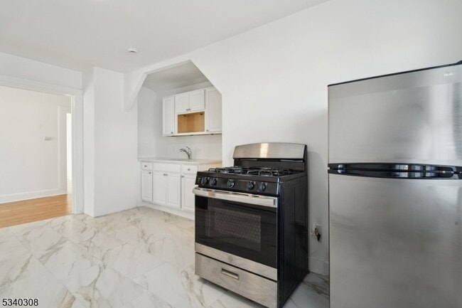 Photo - 403 Abington Ave Unit 3