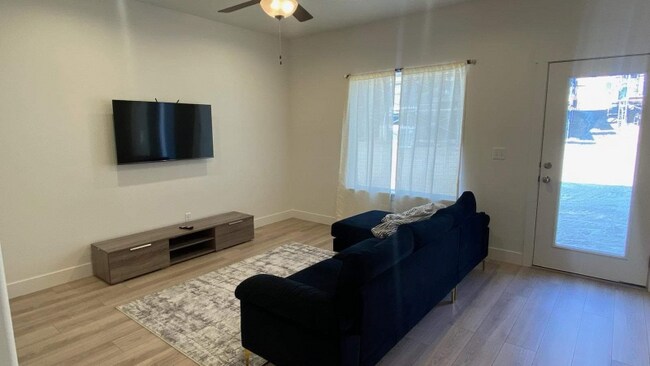 Photo - 7244 N Silver Spring Way