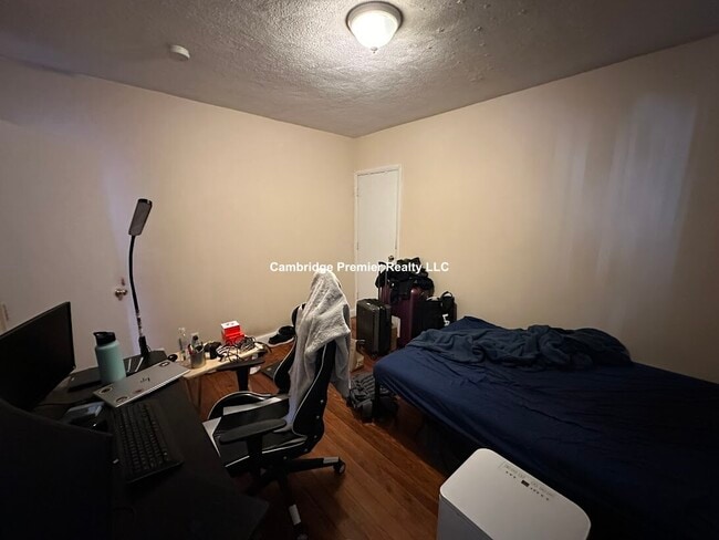 Photo - 227 Boston Ave Unit 1