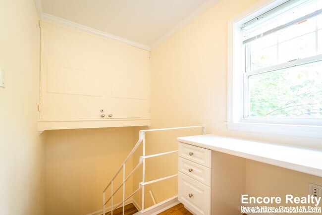 Photo - 235 Gerry Rd