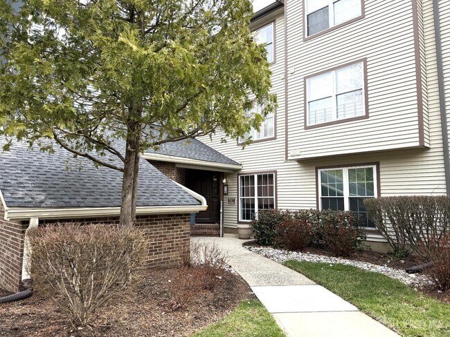 Photo - 5083 Beech Ct Unit 5083