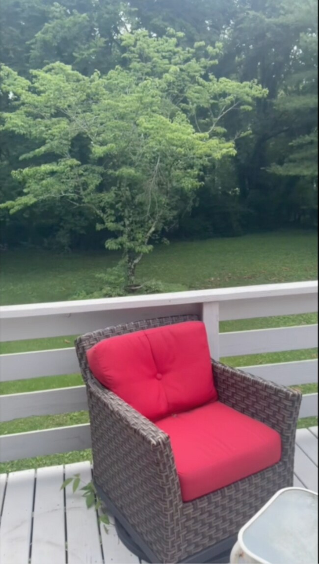 Photo - 1122 Woods Edge Dr