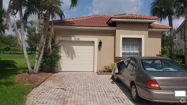 Building Photo - 17182 NW 13th St Rental