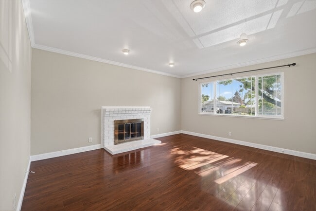 Photo - 248 N Park Victoria Dr
