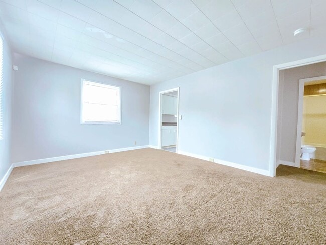Photo - 729 N Elmer St