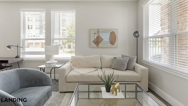 Photo - 729 Junction Dr Unidad C101