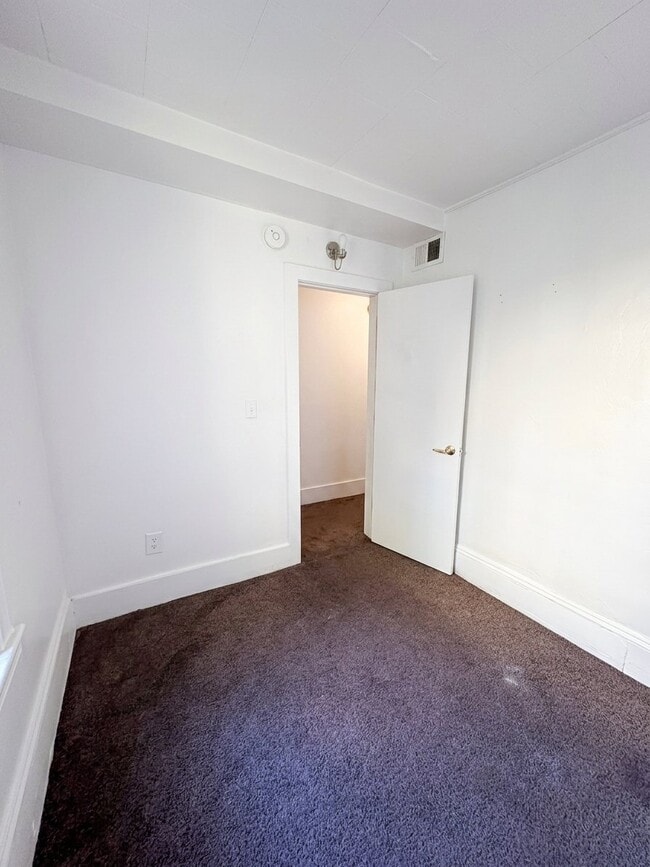 27 Clark St Unit 2