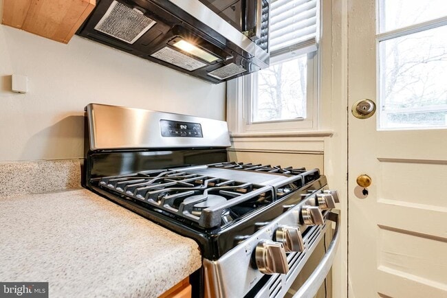 Photo - 5809 Mt Vernon Dr