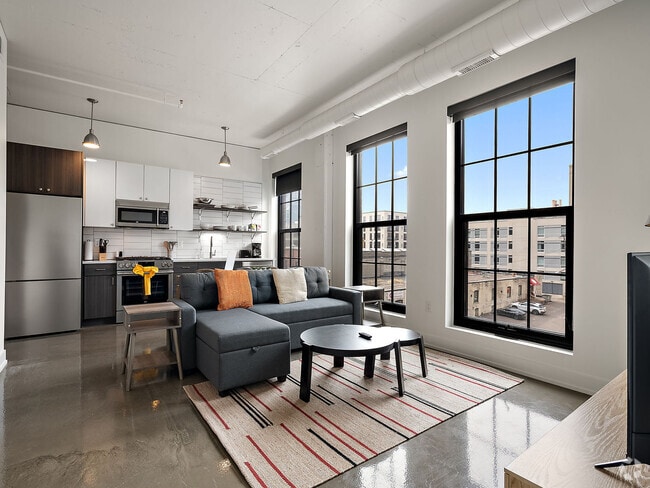Building Photo - 608 N 3rd St Unit ID1061213P Rental