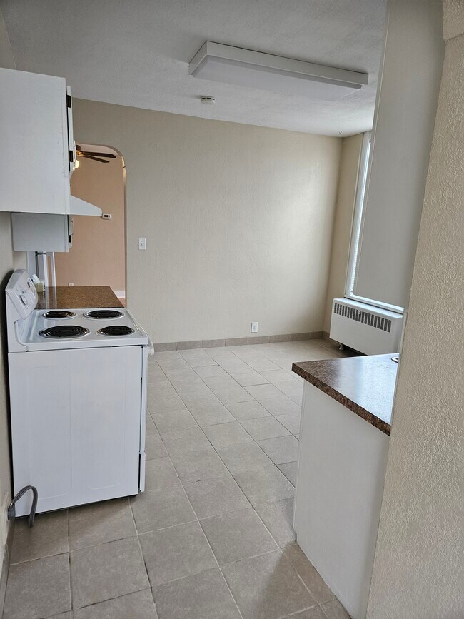 Photo - 110 S Fond du Lac Ave Unidad Apt 5
