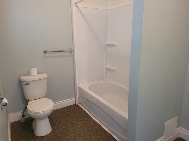 Photo - 85 Sackville Cross Rd Unité 1