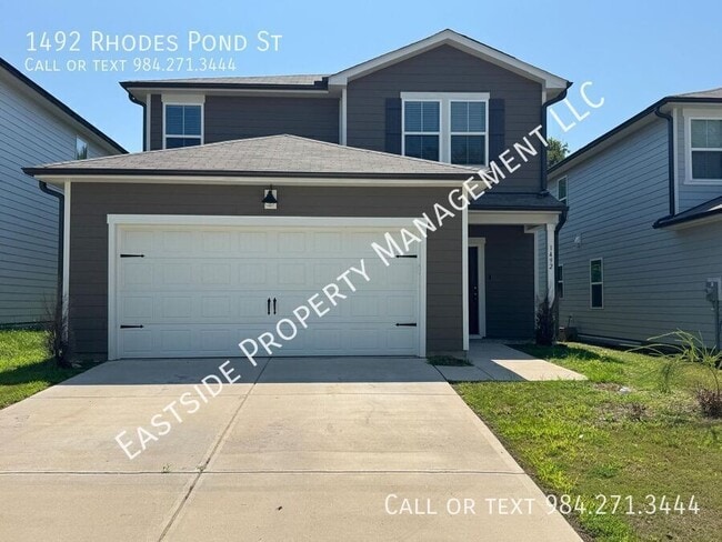 Building Photo - 1492 Rhodes Pond St