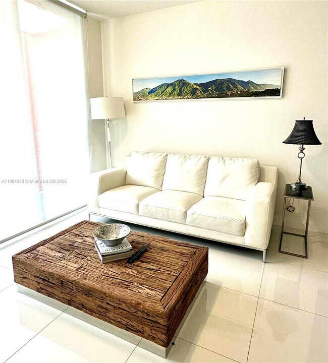 Photo - 7661 NW 107th Ave Unidad 406