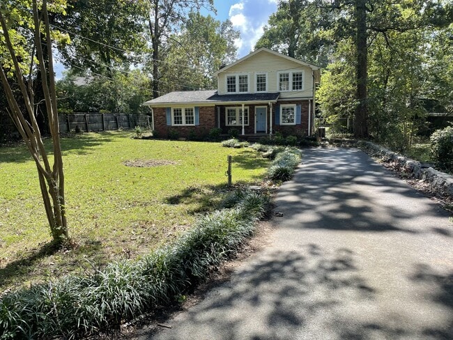 Building Photo - 107 Charlton St NW