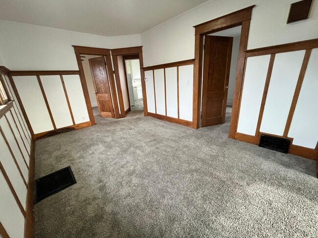 Photo - 239 Ann St NE Unit 2