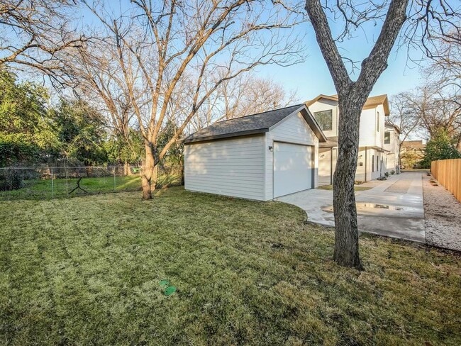 Photo - 5600 William Holland Ave