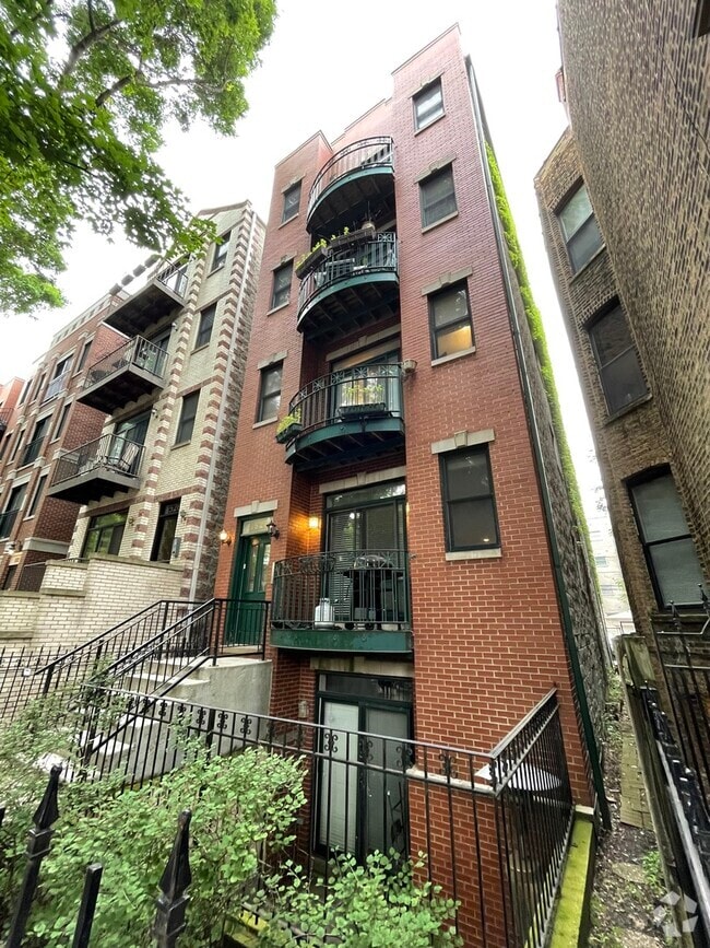 Building Photo - 1528 N Hudson Ave Unit 2 Rental