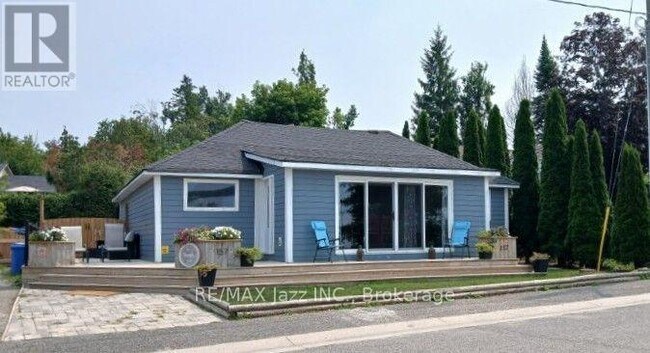 Photo - 157 Hazel St