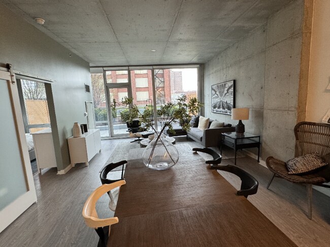 Photo - 1427 S State St