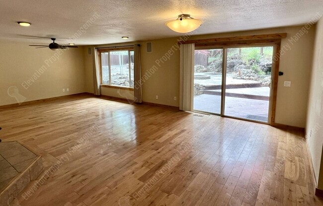 Photo - Inviting single-level home in forested SW Bend neighborhood