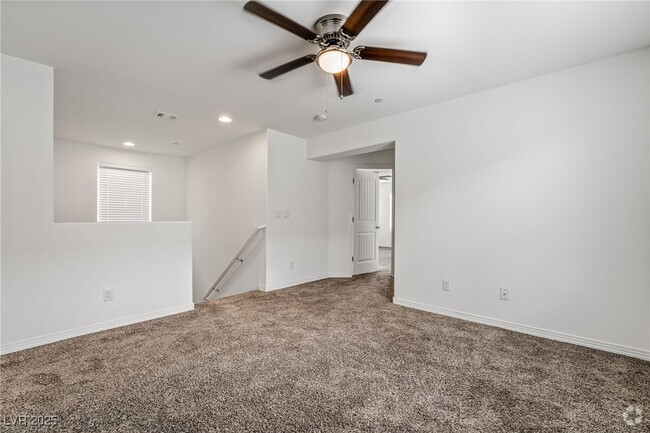 Building Photo - 3016 Via Contessa Rental