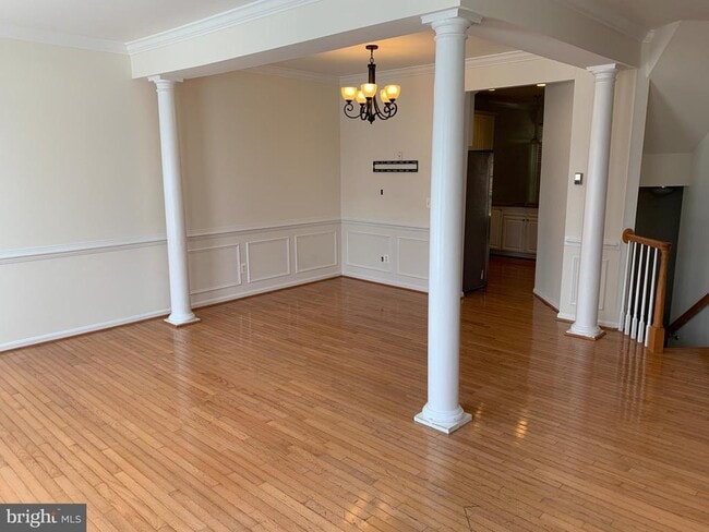 Photo - 106 Shepherdson Ln NE