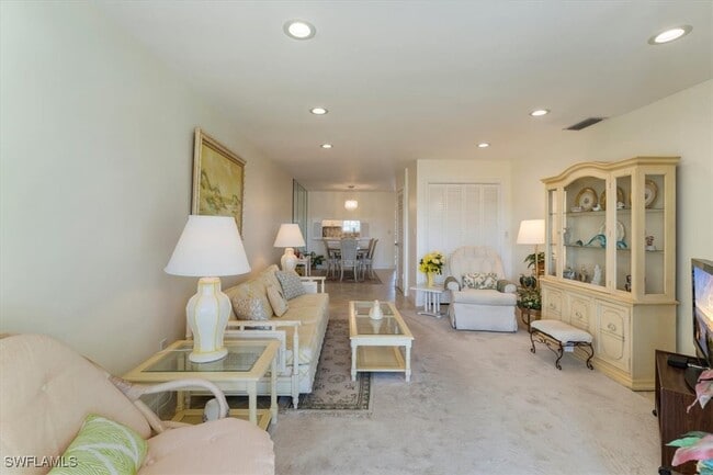 Photo - 315 St Andrews Blvd Unit B32