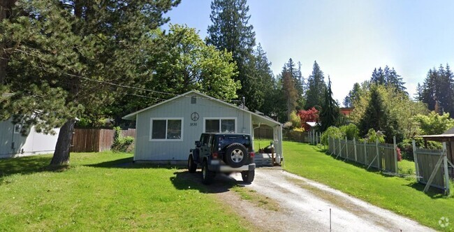 Building Photo - 2-bedroom, 1 bathroom house located in Sil...