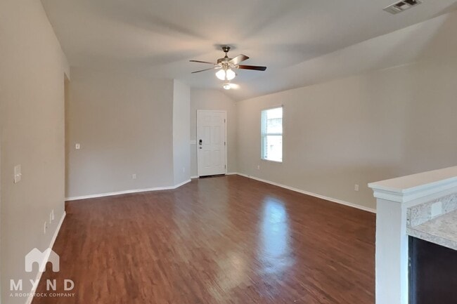 Photo - 1724 Lanesboro Dr