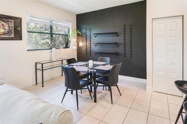 Photo - 10473 NW 82nd St Unit 9