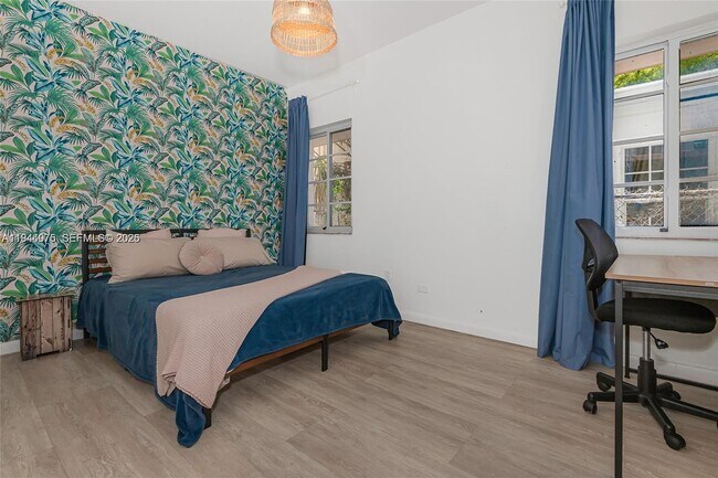 Photo - 530 15th St Unit 104