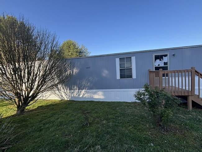 Building Photo - 53 Cushion Pl