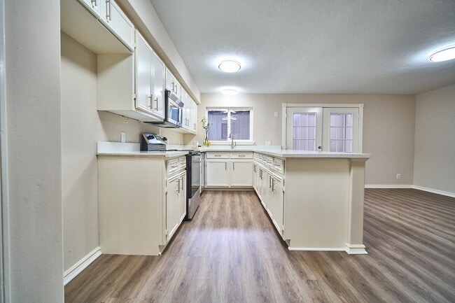 Photo - 10818 Briar Forest Dr