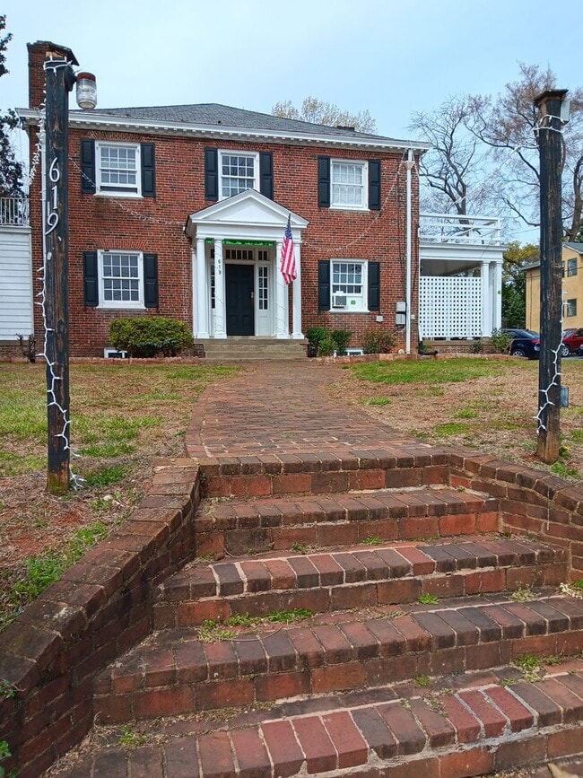 Photo - 619 Cabell Ave