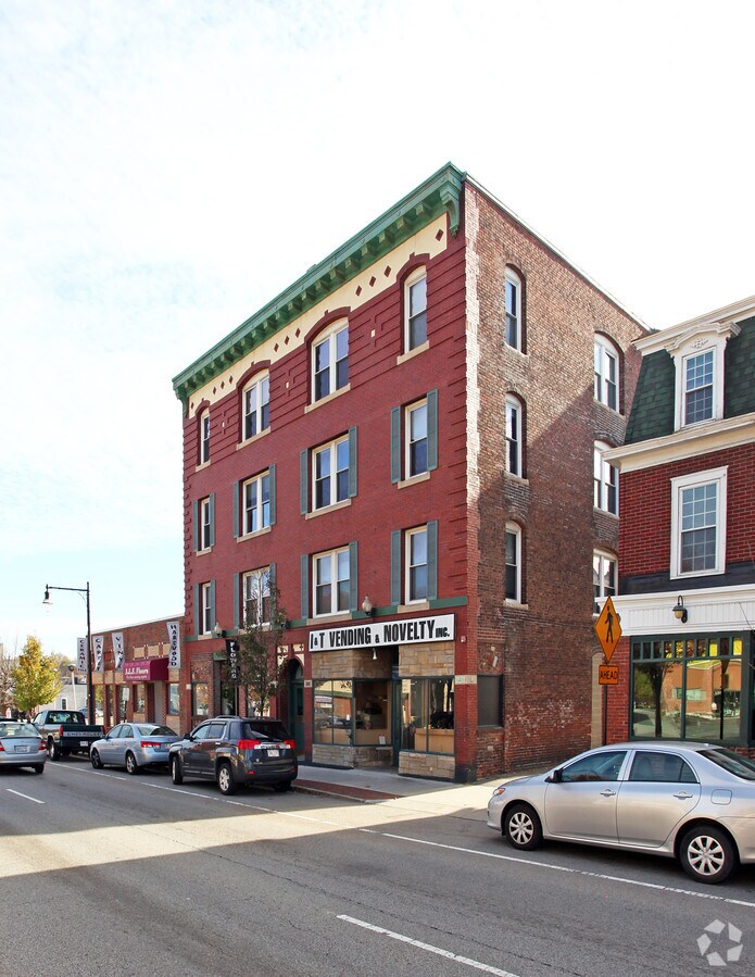 Photo - 163-165 Shrewsbury St Apartments