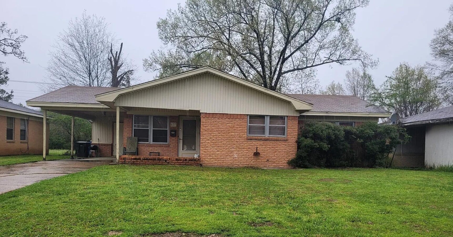 Photo - 637 Woodmont Pl