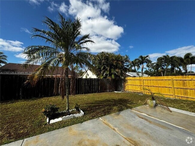 Building Photo - 3247 NW 102nd Terrace Rental